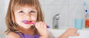 Jenis sikat gigi untuk anak 1 tahun. Menyikat Gigi Anak Guesehat Com