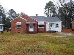 Owner Financing No Bank Needed No Credit Check 72 900 1805 Palm St Goldsboro Nc 27530 You Can Put Just 5 000 Bath House 3 Living Rooms Outdoor Structures