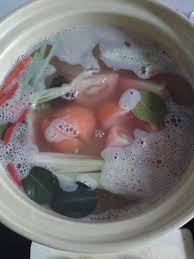 Tomyam poktek ni biasa kita pergi makan di kedai makanan siam ke diorang punya tomyam poktek ni yang terkenal di restoran makanan siam memang sedap dan. Resipi Tomyam Poktek Viral Patutlah Ramai Share Sedap Rupanya