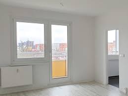 Suche ein wohnung für 5 personen, 4 zimmer 3 schlaf zimmer. 1 Zimmer Wohnung Zu Vermieten Eichhorster Strasse 1b 12689 Berlin Marzahn Marzahn Mapio Net