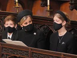 Existió como reino desde el siglo vi hasta el surgimiento del estado inglés en el siglo ix, y como condado desde 1016 hasta 1066.wessex fue, precisamente, el reino que consiguió unificar inglaterra al someter a los demás reinos. Quien Es James Mountbatten Windsor El Unico Nino Invitado Al Funeral El Nieto Mas Joven De Isabel Ii Que Tiene Mucho En Comun Con Felipe De Edimburgo