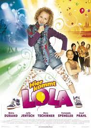 Lola hayat dolu genç ve güzel bir kızdır. Hier Kommt Lola Film 2010 Filmstarts De