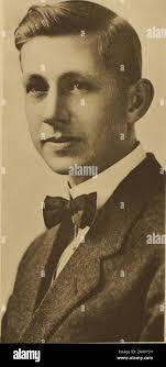 Loomis hi-res stock photography and images