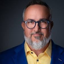 Scott Babb's Instagram, Twitter & Facebook