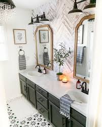 Decor Steals Home Decor Decorsteals Posted On Instagram Aug 4 2020 At 1 05am Utc In 2020 Decor Deals Bathroom Decor Bathroom Makeover