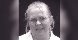 Becky Nutter's Instagram, Twitter & Facebook