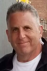 Scott Lazar's Instagram, Twitter & Facebook