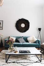 Unser Wohnzimmer Mit Samt Sofa Und Marmortisch Samt Sofa Marmortisch Wohnzimmereinrichtung