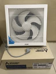 Atap yang panas tersebut akan menyebarkan panas ke area di bawahnya dan akan menyebabkan suhu secara keseluruhan meningkat. 6 Model Exhaust Fan Dapur Dengan Harga Bersahabat Meski Kompor Ngebul Terus Nggak Bikin Pengap