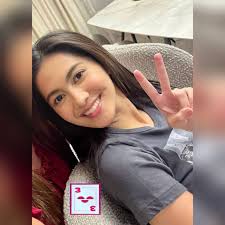 Character vs Intelligence in Personal Relationships