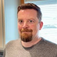 Janet Renz's Instagram, Twitter & Facebook