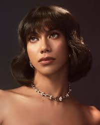 BAG, JOWAAAAA… pati Pond's Bright Miracle Serum lang sa pasko oks na! This  Serum works like a Miracle because of its Niasorcinol ingredient! It has  85x brightening power compared to Vitamin C.