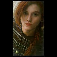 En enero de 1847, con apenas 23 años, una joven murió sola en una  habitación parisina. Su nombre era Marie Duplessis. Había sido la reina de  las cortesanas, musa de artistas y