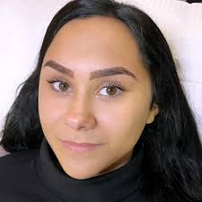 Studio Vanessa Maciel added a new...