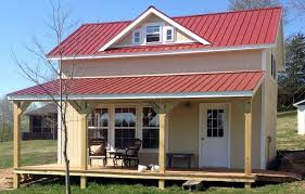 A roof overhangs the adorable porch, trimmed with string lights. Shed To House 5 Sheds Converted To Homes Classic Buildings