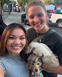 What a great day American Canyon! Shout out to @californiahighwaypatrol for  taking pics with the pups❤️❤️❤️also to @the_dogbiscuitco thank you!! Keep  spreading the love❤️🐾❤️🐾❤️🐾❤️🐾