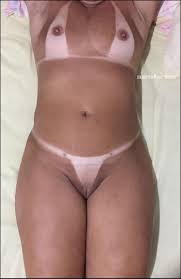 Marquinhas de biquíni perfeitas da esposa - Sua Mulher