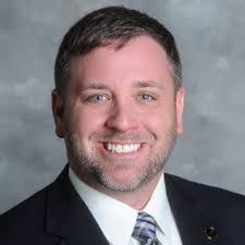 Jeffrey Bentley's Instagram, Twitter & Facebook