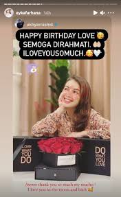 Kali ini instafamous takeover bersama dengan seorang pelakon yang berwajah seiras dengan fazura. Akhyar Rashid Ucap Happy Birthday Love Buat Eyka Farhana Ini Balas Tuan Badan Thank You So Much My Mucho Media Hiburan