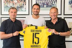 Dortmund home jersey 19 20 no. Reus Bleibt Der Renner Bvb Prasentiert Neues Auswartstrikot In Der Nachsten Woche