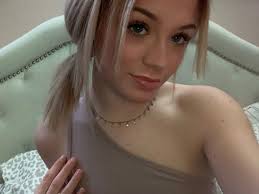 emily dee (@emilydclayton) • Instagram photos and videos