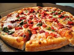 How To Make Pizaa At Home Chicken Pizza Recipes Pizza Menu Yum Yum Chicken