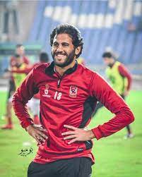 سادت حالة من التعاطف الشديد، من جماهير الكرة المصرية بوجه عام والنادي الأهلي على وجه في مواقع التواصل الاجتماعي مع نجم الفريق مروان محسن، الذي لم يحالفه الحظ في تسديد. Al Ahly Ù…Ø±ÙˆØ§Ù† Ù…Ø­Ø³Ù† ÙŠØ¹ÙˆØ¯ Ù„Ù„ØªÙ‡Ø¯ÙŠÙ Ø¨Ø¹Ø¯ ØºÙŠØ§Ø¨ 437 ÙŠÙˆÙ… Ø§ Facebook