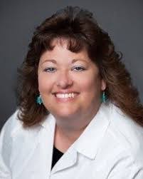 Karen Tart's Instagram, Twitter & Facebook