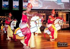 Tarian Kuda Kepang Of Johore Malaysia In 2020 Cultural Dance Traditional Dance World Dance