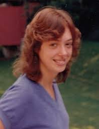 Kay Bennett's Instagram, Twitter & Facebook