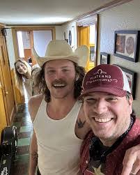 Chad Mauldin's Instagram, Twitter & Facebook