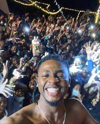 The amazing track infinity is the 11th track from his second album debut of the year, dubbed carpe diem which has 12 tracklists following his previous album debut 999 that was. Ugandan Authorities Arrest Nigerian Pop Stars Omah Lay And Tems