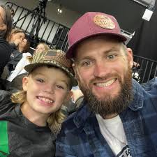 Any advise to get this puller back out the clutch can't get it to move  either direction with a 1/2” Milwaukee been letting it idle to try and see  if it would