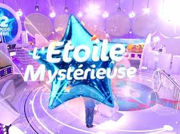 Émission phare de la station rtl, elle a été animée pendant 37 ans par philippe bouvard. Les 12 Coups De Midi Qui Se Cache Derriere L Etoile Mysterieuse Femme Actuelle Le Mag