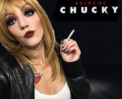 Makeup is a form of art, just like painting or sculpture, and you can't  convince me otherwise. Enjoy my comics? Consider donating:  https://ko-fi.com/artbymoga