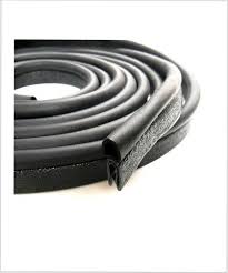 Next i made version 2, as you can see the differences in the lid behind me: Storage Box Lid Seal 12 5 Foot Box With Lid Lidded Pop Up Camper