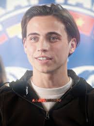 Robbie Wharton's Instagram, Twitter & Facebook