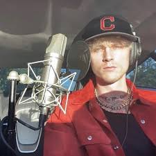 Tickets to my downfall by machine gun kelly has now surpassed 1 billion streams on spotify.pic.twitter.com/fzcqwneimg. Machine Gun Kelly Smoke And Drive By Estjayxx