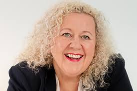 Val Roberts's Instagram, Twitter & Facebook