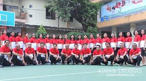 Check spelling or type a new query. Kecerdasan Sosial Beri Dukungan Besar Untuk Sukses