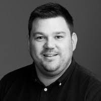 3 "Thomas Hval" profiles