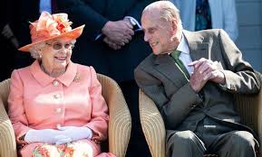 La regina elisabetta e il consorte, principe filippo duca di edimburgo, limiteranno all'osso i posti a ta . Regno Unito Famiglia Reale La Morte Di Filippo Di Edimburgo Insidertrend It