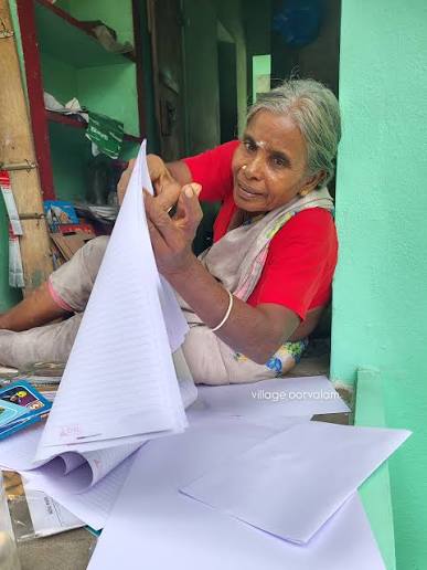 இந்த அம்மாவைப் பார்த்து நான் ஒரு நல்ல வாழ்க்கைப் பாடம் கற்றுக்கொண்டேன். ❤️ பண்ருட்டி கஸ்தூரிபாய் தெருவில், பள்ளிகளுக்கு எதிரே ஒரு சிறிய ...