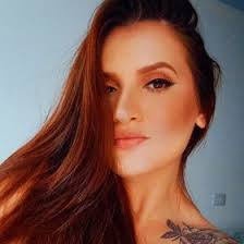 Daniela Correia (Danikcra)