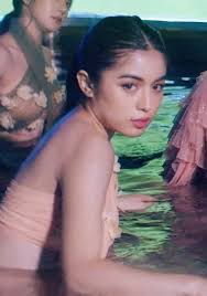 litz heart thinker ♡ (@heartryanpics)