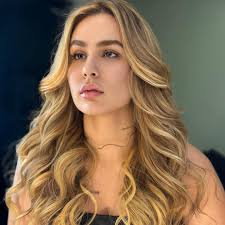 Dra. Anne Karollyne //CRBM-48804 (@dra.annecialiarela) • Instagram photos  and videos