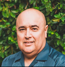 This former cop wants to build trust between communities and police