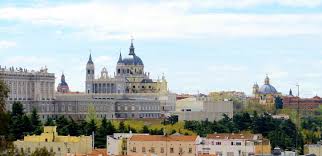 Catedral De Santa Maria La Real De La Almudena Madrid Catedral De Santa Maria La Real De La Almudena De Madrid Catedral Fotos Parques