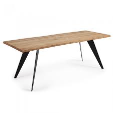 table koda 220 cm chene naturel pieds noir kave home table a manger en chene table salle a manger table a manger