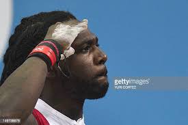 98 Kendrick Farris Photos & High Res Pictures